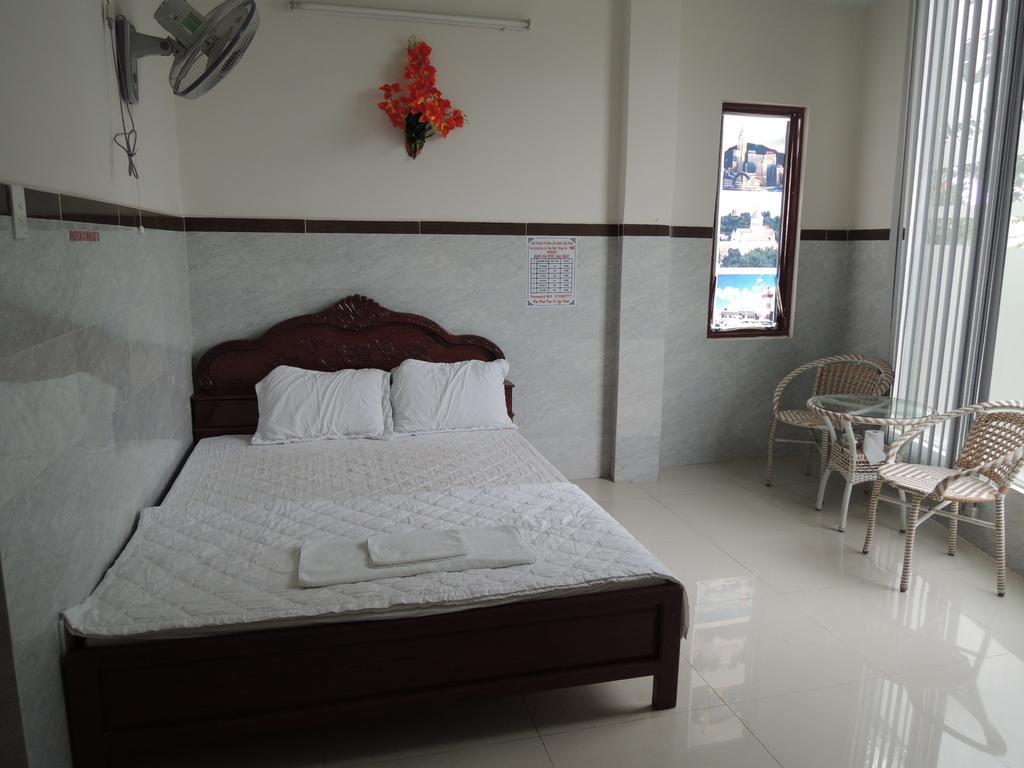 Hung Hieu Hotel Mỹ Tho Quarto foto